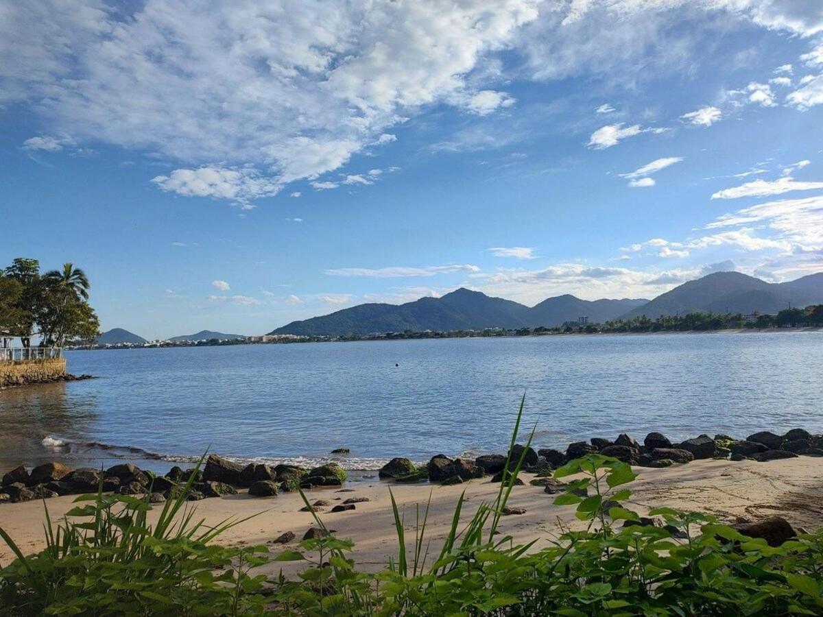 Apartamento Com Ar Cond. Na Praia Grande Убатуба Экстерьер фото